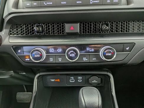 Used 2024 Honda CR-V EX image 20