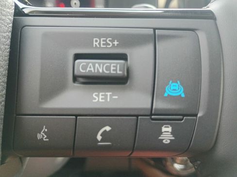 New 2026 Nissan Pathfinder Platinum image 13