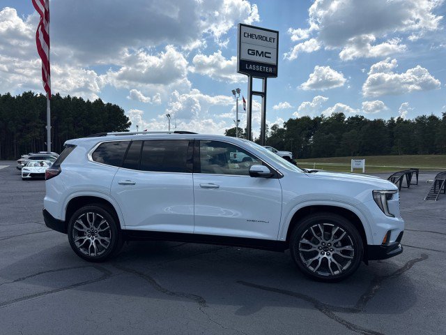 New 2026 GMC Acadia Denali Ultimate FWD image 2