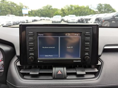 Used 2022 Toyota RAV4 XLE w/ Convenience Package AWD/4WD image 19
