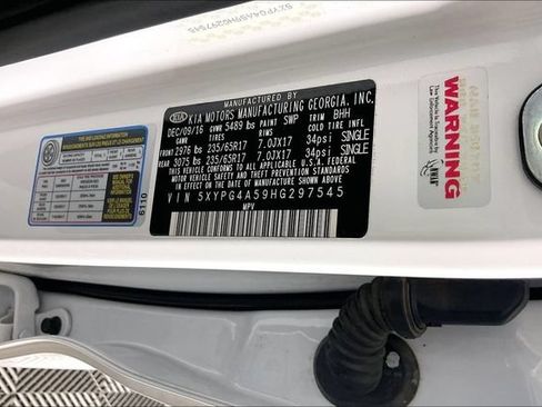 Used 2017 Kia Sorento LX FWD image 17