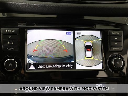 Used 2022 Nissan Rogue Sport SV w/ Technology Package image 4