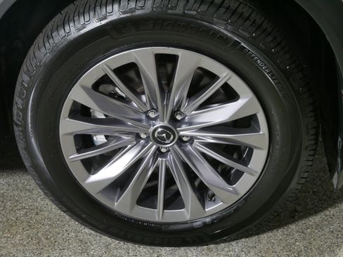 Certified 2025 MAZDA CX-90 3.3 Turbo w/ Preferred Package image 15