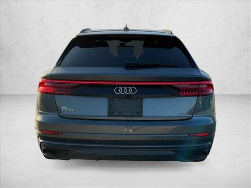 Used 2020 Audi Q8 Prestige image 6