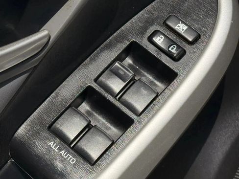 Used 2014 Toyota Prius Four FWD image 23