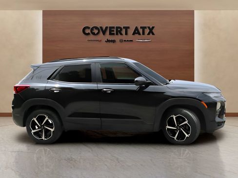 Used 2022 Chevrolet TrailBlazer RS FWD image 7