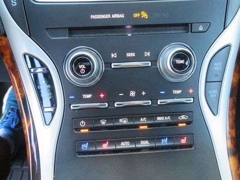 Used 2017 Lincoln MKX Reserve w/ Driver Assistance Package image 25