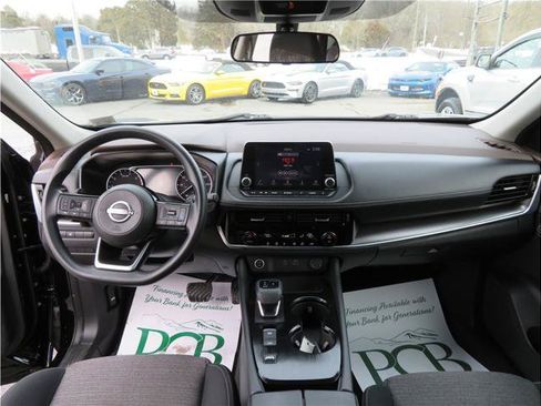 Used 2023 Nissan Rogue SV FWD image 23