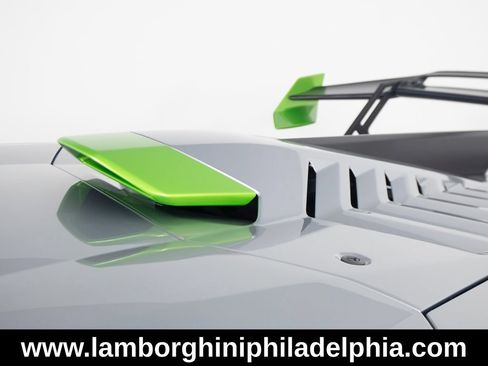 Used 2023 Lamborghini Huracan STO RWD image 43