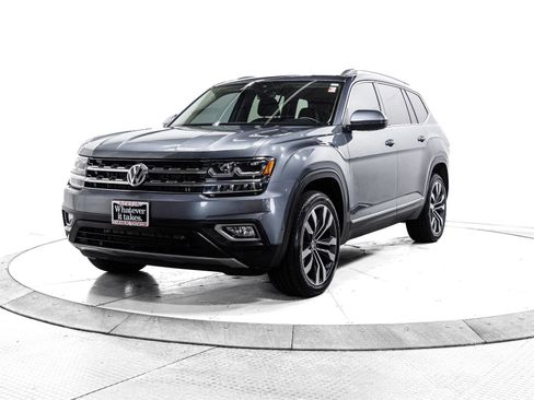 Used 2019 Volkswagen Atlas SEL Premium image 3