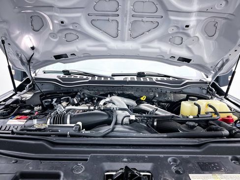 Used 2021 Ford F250 Lariat w/ FX4 Off-Road Package image 14