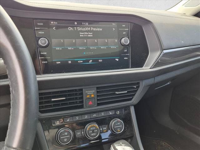 Used 2022 Volkswagen Jetta SEL FWD image 13