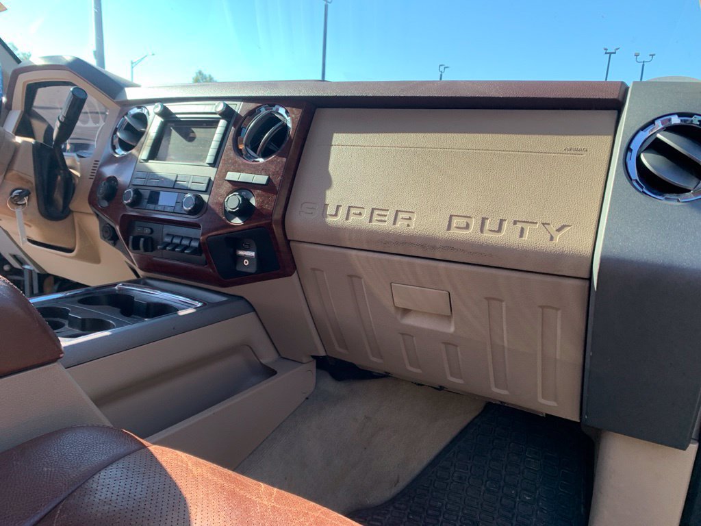 Used 2011 Ford F350 King Ranch w/ King Ranch w/Chrome Pkg AWD/4WD image 28