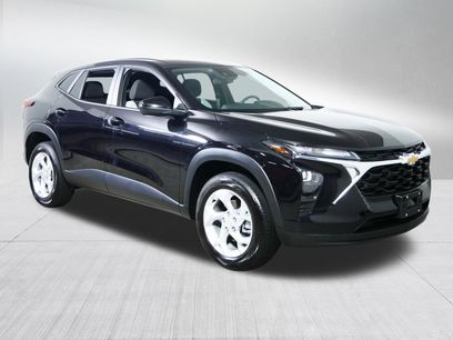 Used 2025 Chevrolet Trax LS w/ LS Convenience Package