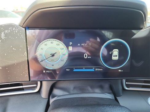 New 2025 Hyundai Elantra SEL image 29