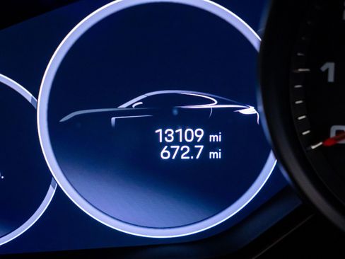 Certified 2022 Porsche Panamera 4 Platinum Edition AWD/4WD image 21
