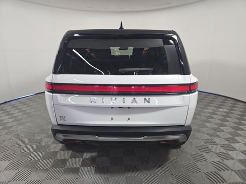 Used 2023 Rivian R1S Adventure AWD/4WD image 38