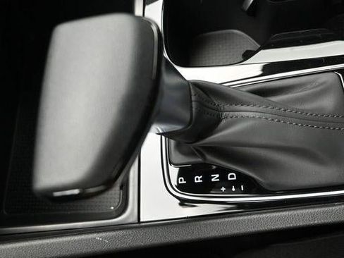 New 2026 Hyundai Tucson SE image 16