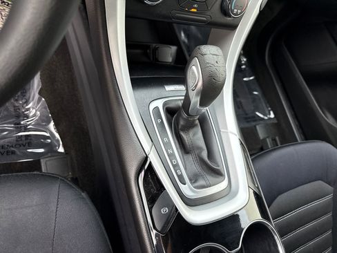 Used 2014 Ford Fusion SE image 24