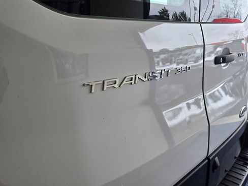 Used 2024 Ford Transit 350 XLT image 30