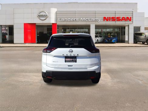 New 2026 Nissan Rogue SV w/ Cold Weather Package image 4