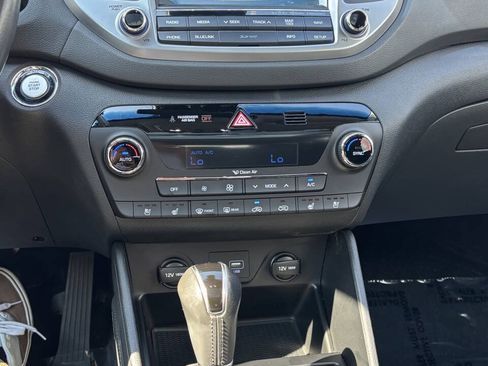 Used 2017 Hyundai Tucson Limited w/ Limited Ultimate Package 03 AWD/4WD image 27