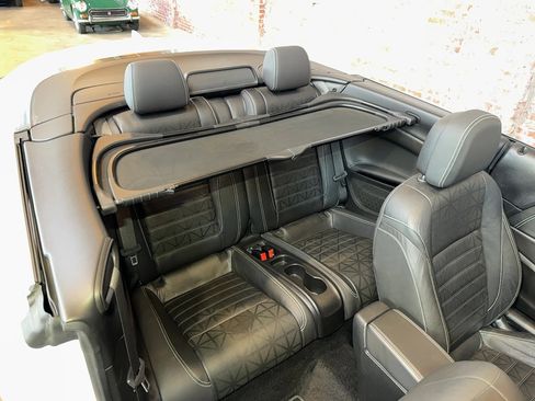 Used 2019 Buick Cascada Premium image 67