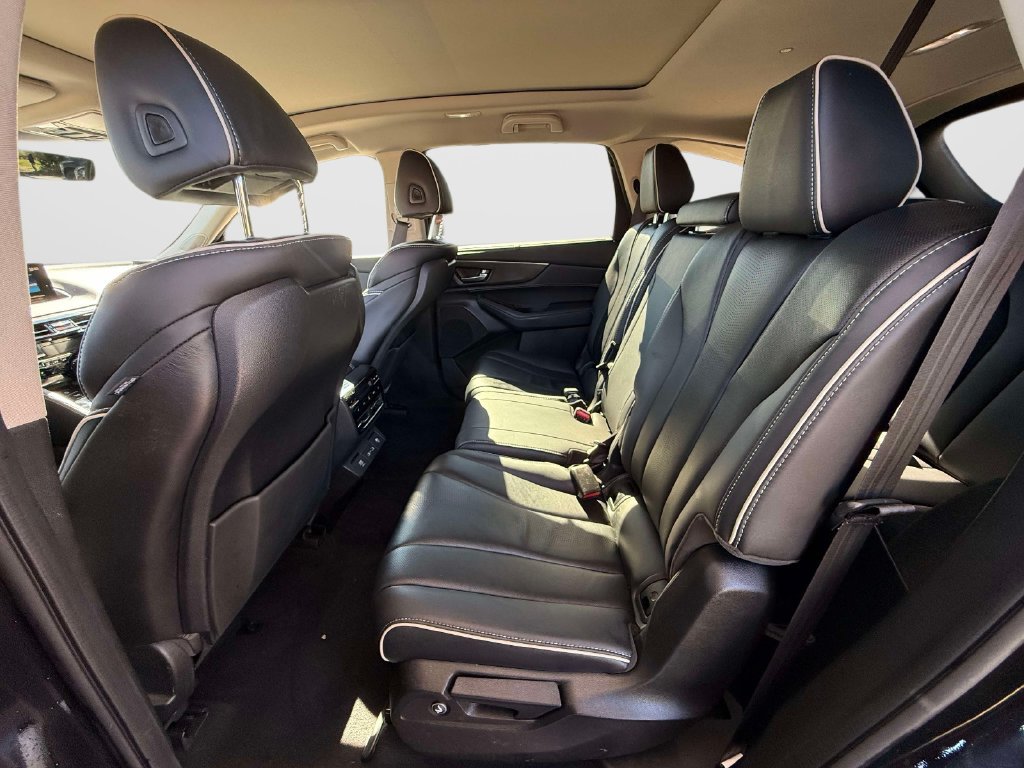 Used 2023 Acura MDX w/ Advance Package AWD/4WD image 12