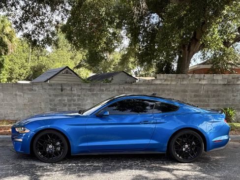 Used 2020 Ford Mustang Coupe w/ Equipment Group 101A RWD image 5