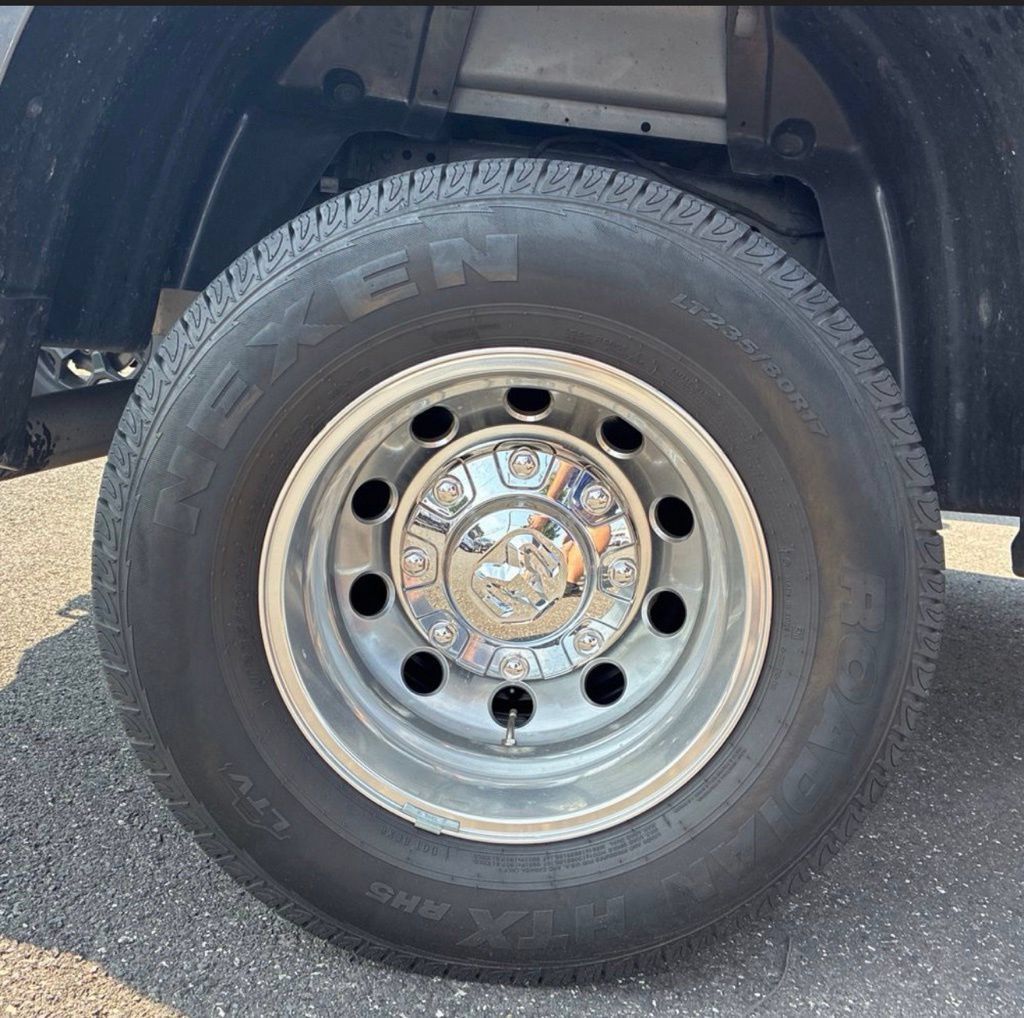 Used 2024 RAM 3500 Limited AWD/4WD image 6