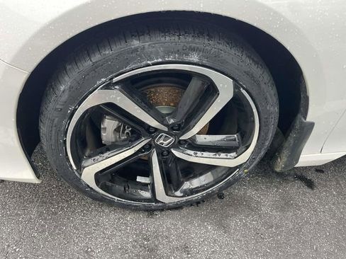 Used 2022 Honda Accord Sport image 7