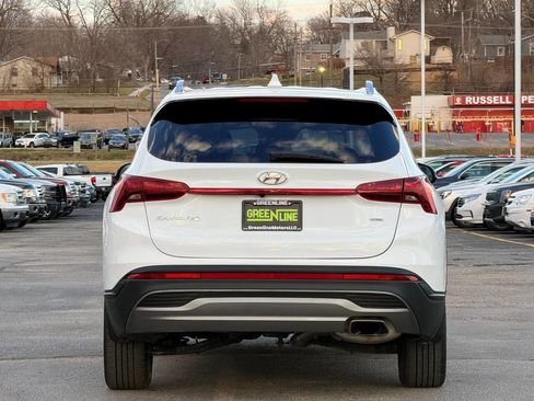 Used 2023 Hyundai Santa Fe SEL image 3