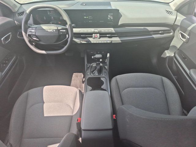 Used 2025 Kia K4 FWD image 25