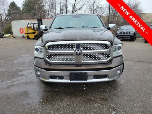 Used 2014 RAM 1500 Laramie w/ Convenience Group image 8