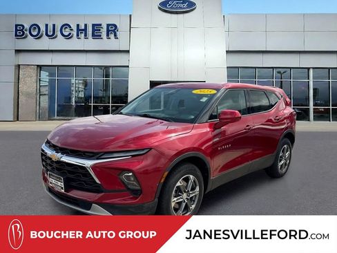 Used 2025 Chevrolet Blazer LT AWD/4WD image 1