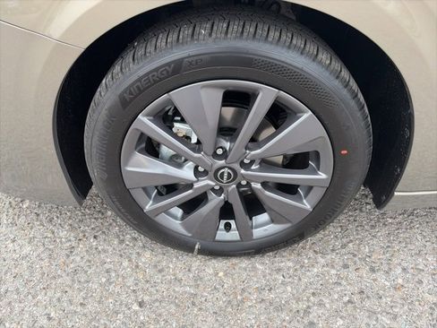 New 2026 Nissan Sentra SL w/ Floor Mat Package image 10