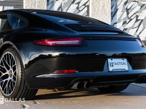 Used 2015 Porsche 911 Carrera GTS image 12