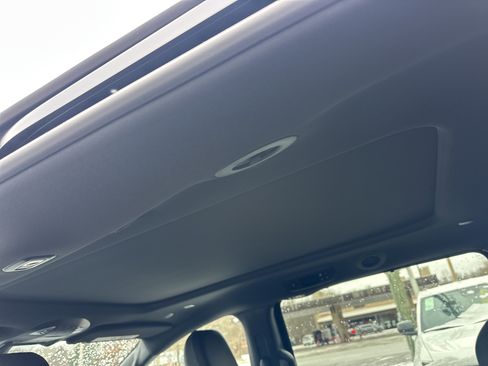 New 2026 Chrysler Pacifica Select image 31