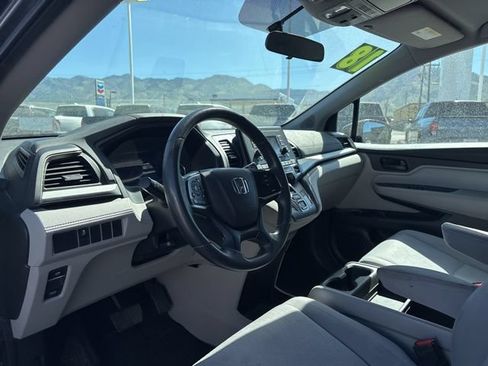 Used 2018 Honda Odyssey LX image 6