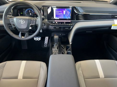 New 2026 Toyota Camry SE FWD image 9