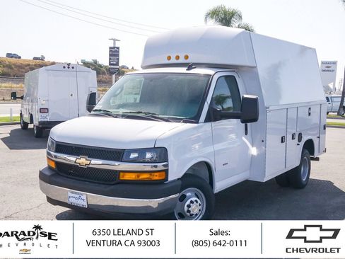 New 2026 Chevrolet Express 3500 w/ Power Convenience Package RWD image 1