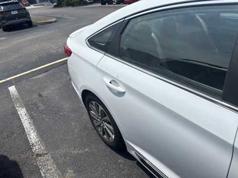 Used 2016 Hyundai Sonata Sport FWD image 5