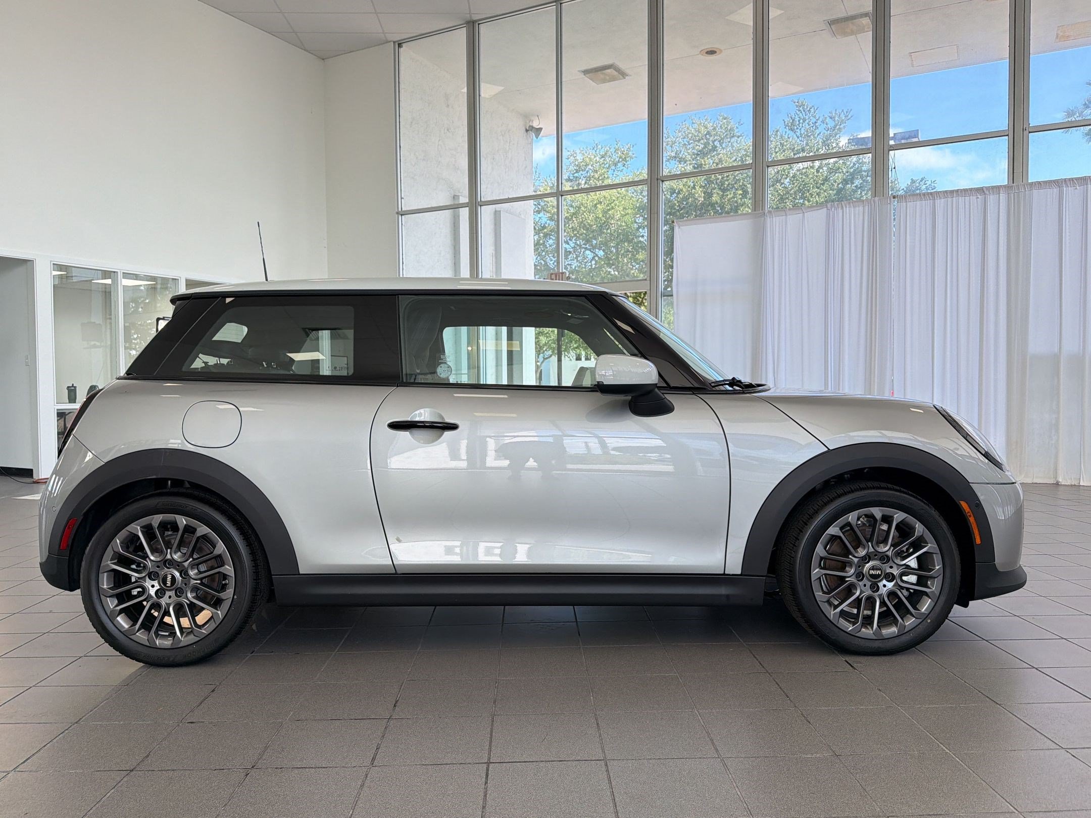 New 2026 MINI Cooper 2-Door Hardtop FWD image 8