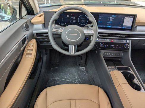New 2024 Hyundai Sonata Limited FWD image 10