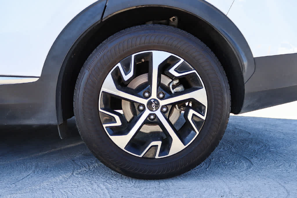 Used 2024 Kia Sportage EX FWD image 10