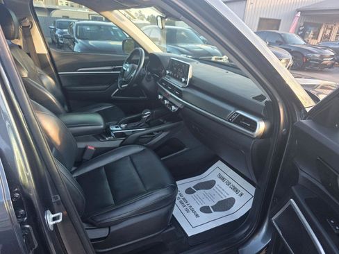 Used 2020 Kia Telluride LX image 10