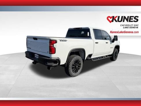 New 2026 Chevrolet Silverado 3500 LT w/ Trail Boss Package AWD/4WD image 4