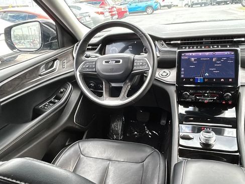 Used 2021 Jeep Grand Cherokee L Limited image 40