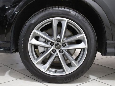 Certified 2025 Audi Q3 2.0T Premium w/ Convenience Package image 17