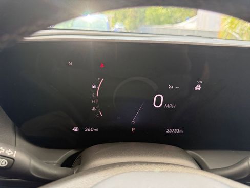 Used 2025 Buick Encore GX Preferred FWD image 38